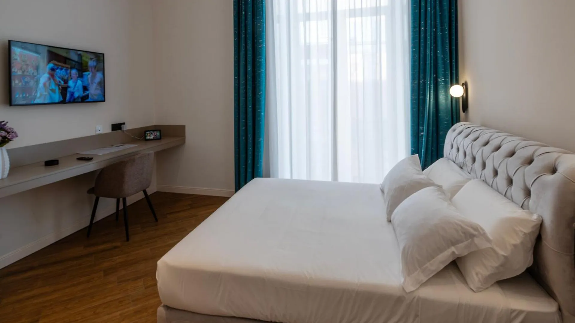 Maison Toledo Suites Naples 0*,  Italy